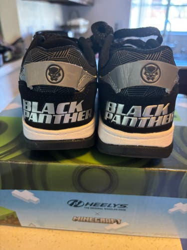 Black panther heelys