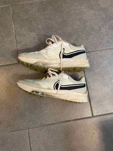 Men's Size M 11.5 (W 12.5) Nike Golf Shoes (Used)
