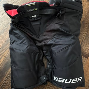 Large Senior Bauer Vapor Hyperlite Hockey Pants (Used)