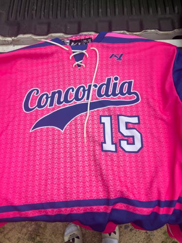 Breast Cancer Awarness Jersey CUW #15