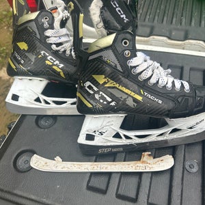 CCM AS-V Pro Hockey Skates 7.5 (Used)