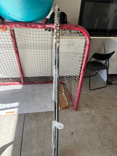 Senior Bauer Hyperlite 2 Right Handed Hockey Stick P92M Pro Stock (New)