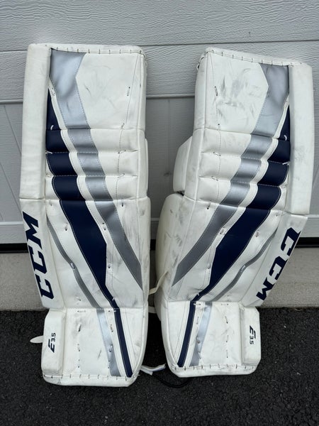 30"  CCM Extreme Flex E3.5 Goalie Leg Pads  (Used)