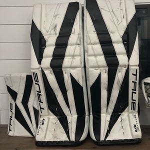 True 9X3 Regular Goalie Full Set no Glove (used)