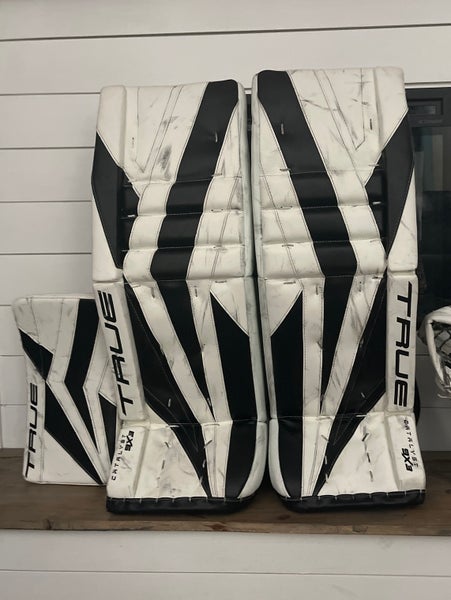 True 9X3 Regular Goalie Full Set no Glove (used)