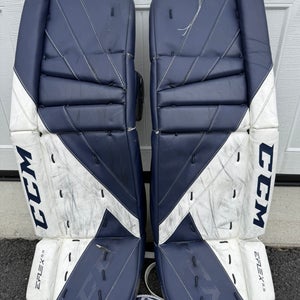30"  2021 CCM Extreme Flex 5.5 Goalie Leg Pads  (Used)