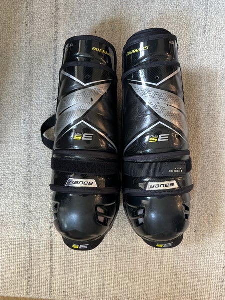 Youth Bauer Supreme 3S Pro 13" Shin Pads (Used)