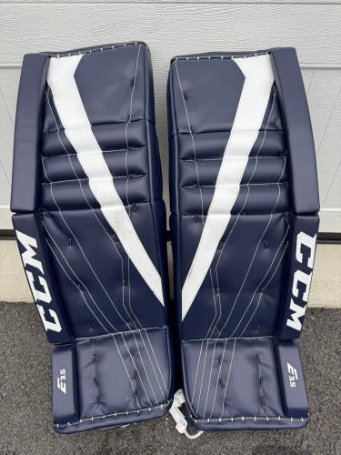 30"  CCM Extreme Flex E3.5 Goalie Leg Pads  (Used)