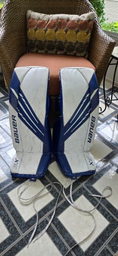 32" Bauer Vapor 3X Goalie Leg Pads (Used)