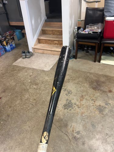 Louisville Slugger MLB Prime CY22 Christian Yelich Game Model Maple Bat  (-3) 30 oz 33" (Used)