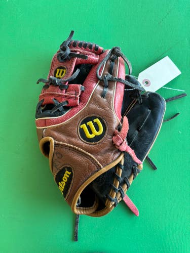Brown Wilson A550 RH Infield Baseball Glove 11.5"