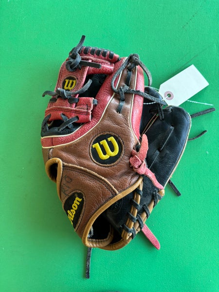 Brown Wilson A550 RH Infield Baseball Glove 11.5"