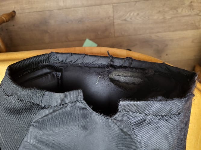 Junior Large CCM HPG Hockey Goalie Pants (Used)