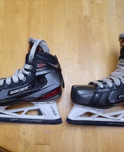 Bauer Vapor 2XPro  Hockey Goalie Skates Size 4 (Used)