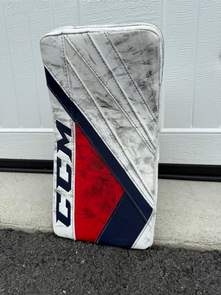 CCM Extreme Flex 5.9 Regular  (Used)