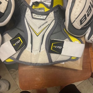 Bauer Supreme S170 Youth L Shoulder Pads