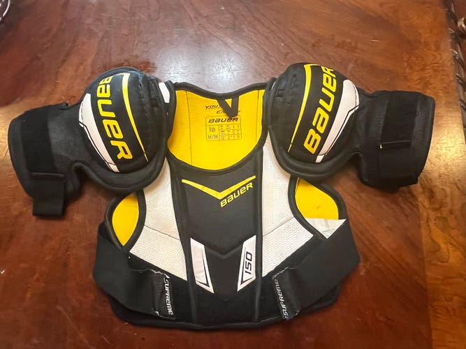 Youth Medium Shoulder Pads (Used)