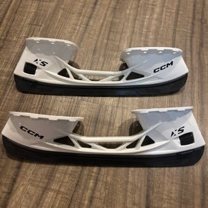 CCM Hockey SpeedBlade XS Skate Blade Holders Size 247 Brand New
