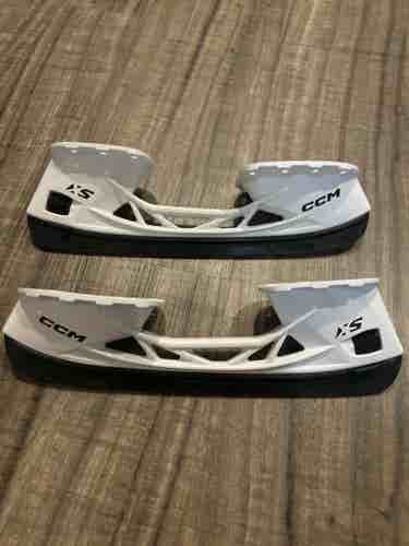 CCM SpeedBlade XS Skate Blade Holders, Size 247