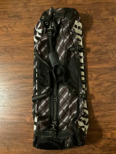 Black Adult Unisex Large / Extra Large Warrior Duffel Bag (Used)