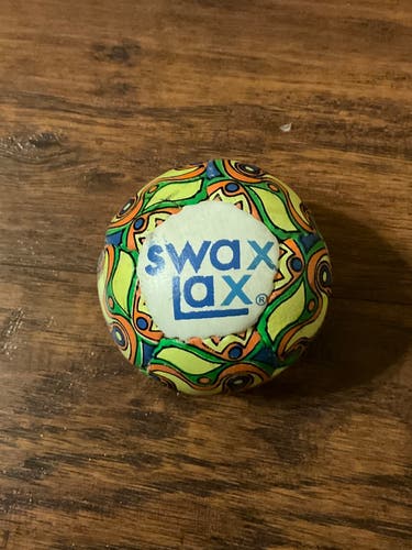 Swax Lax Ball