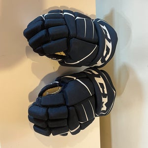 Youth 11” Hockey gloves