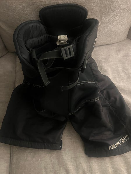 Junior Large Reebok 6k Girdle (Used) Hockey pants