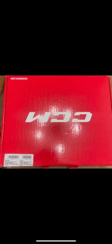 CCM JetSpeed FT4 Pro Hockey Skates Regular Width 9.5 (New)