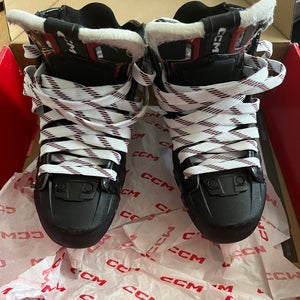 CCM EFLEX 6.9 Hockey Goalie Skates Size 3.5 (Used)