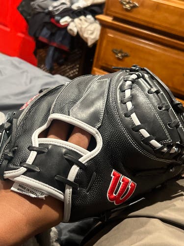 Wilson a2000 catchers glove