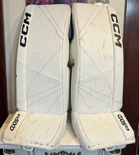 CCM goalie pads