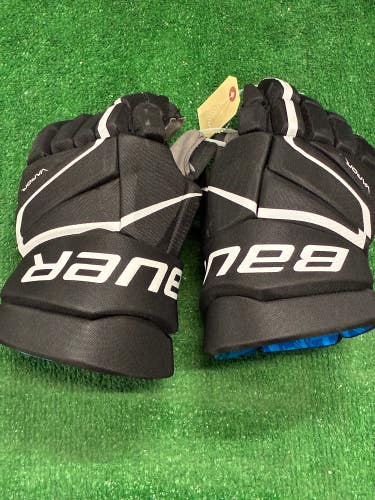 Black Senior Bauer Vapor Volt Gloves 15" (New)