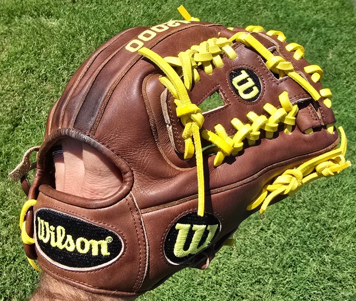 Wilson A2000 1788 11.25 Infielders Glove (New Laces) Excellent Condition
