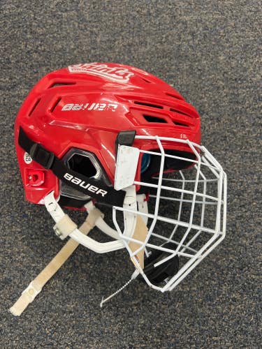 Large Bauer Re-Akt 150 Helmet (Used)