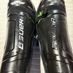 Bauer Jr 12” shin guards