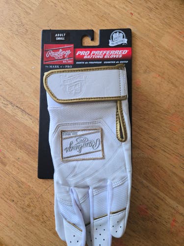 Medium Rawlings Batting Gloves (New)