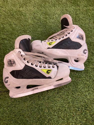 Senior Graf Ultra G50 Hockey Goalie Skates Extra Wide Width 7 (Used)