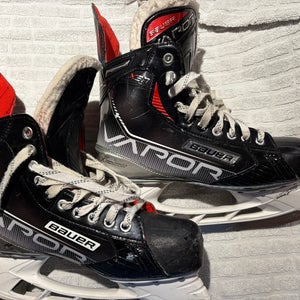 9D X3.7 Bauer Vapor skates