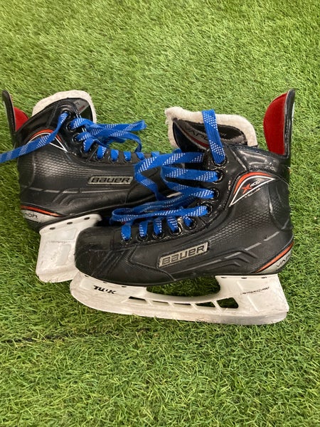 Bauer Vapor X400 Hockey Skates | Intermediate 5 (Regular)