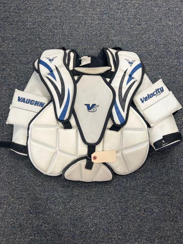 Junior Small Vaughn Velocity V5 Goalie Chest Protector (Used)
