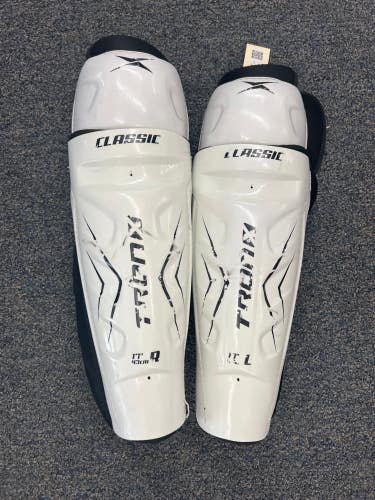 Senior Tron Shin Pads 17" (Used)