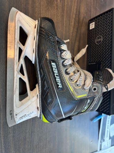 Bauer Elite Size 2 Goalie Skates