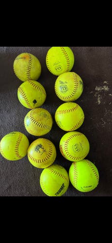 11 used softball balls Slowpitch