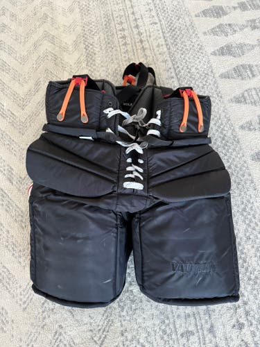 XL (XL waist, Large Length) Chicago Blackhawks Vaughn Goalie Pants Pro Stock (Used)