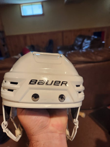 Small Bauer Re-Akt 85 Helmet (Used)