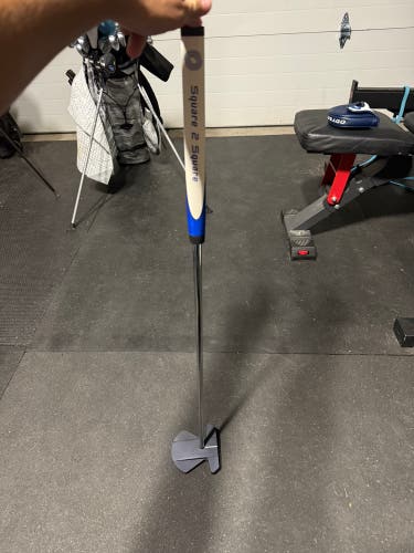 2025 Odyssey Mallet Ai-one square 2 square max stripe Right Handed Putter Uniflex 33" (New)