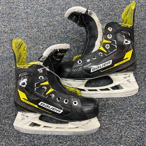 Junior Bauer Supreme Matrix Hockey Skates | Size 3