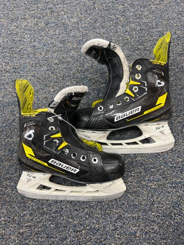 Junior Bauer Supreme Matrix Hockey Skates | Size 3
