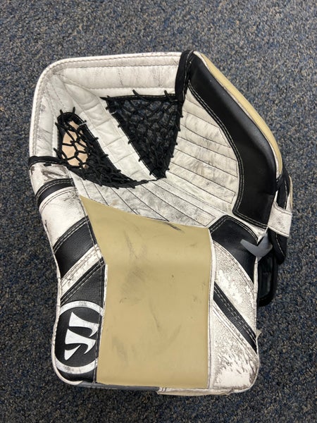 Intermediate Warrior Ritual G3 Goalie Gloves & Blockers Regular (Used)