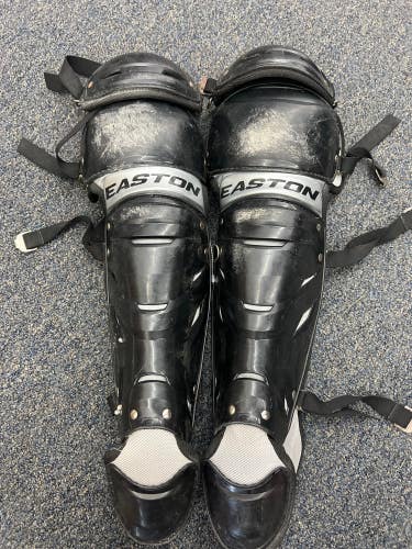 Intermediate Easton Gametime Catcher's Leg Guard (Used)